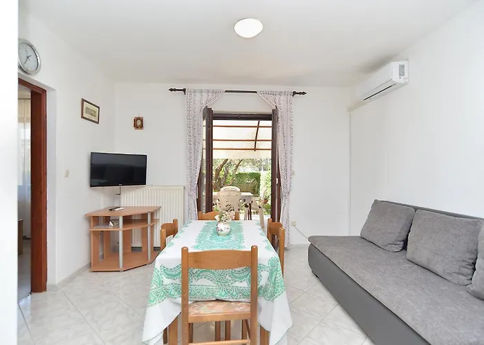 Apartments Lavanda 108